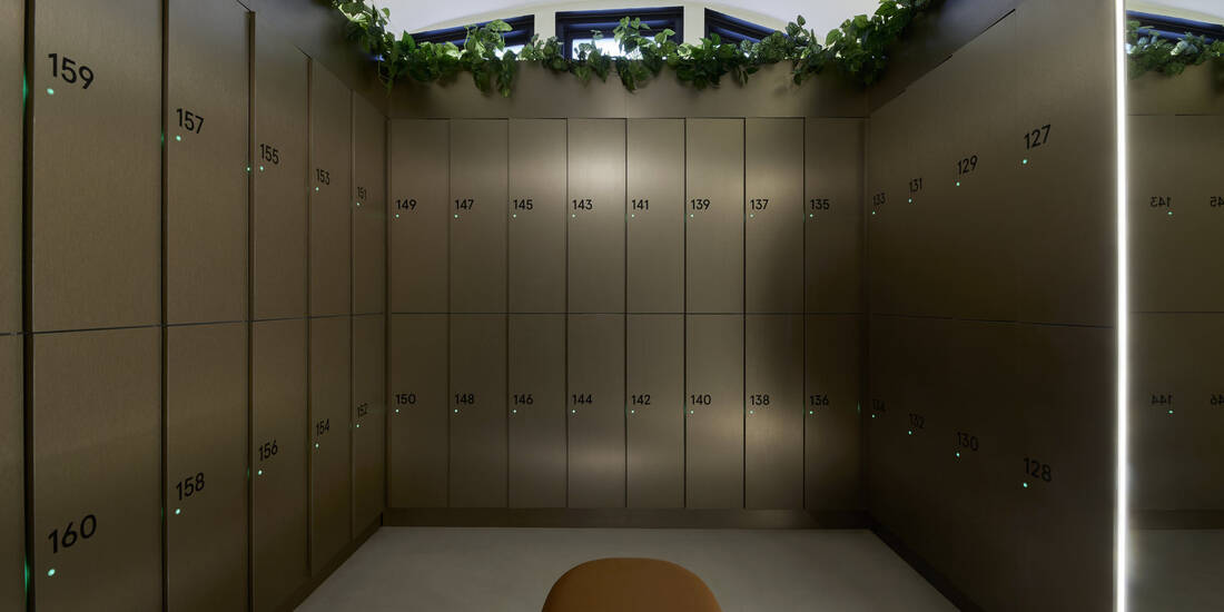 484stkilda road eot lockers 100 7